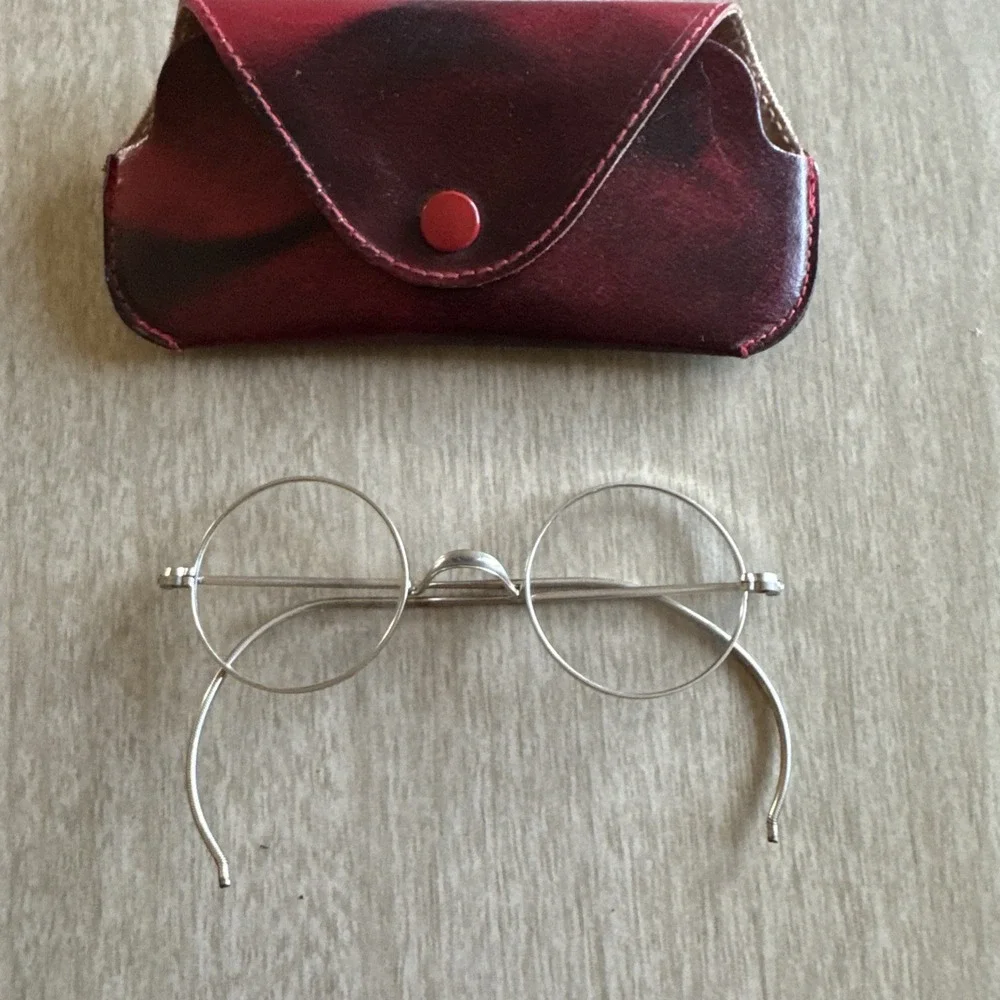 Antique Round Wire Rim Eyeglasses Cable Temple Spectacles Victorian Steampunk